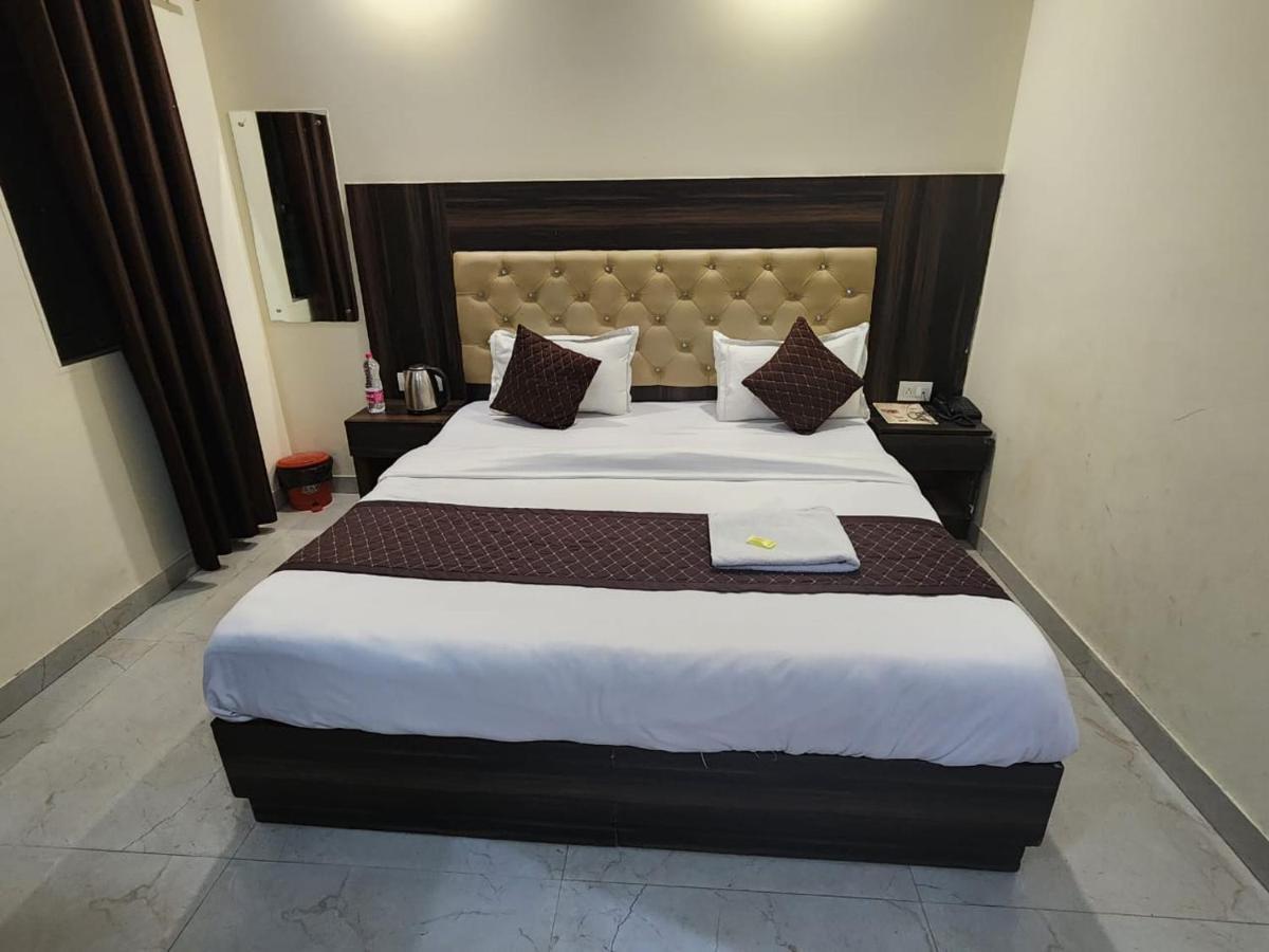 Airport Hotel Ivy With Free Airport Transfr 新德里 外观 照片