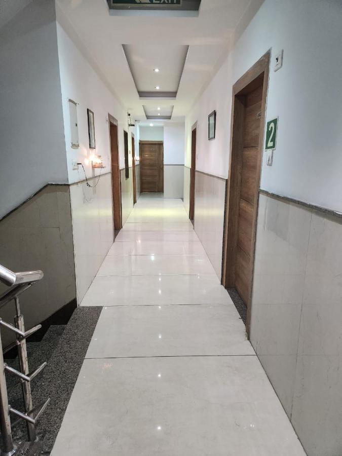 Airport Hotel Ivy With Free Airport Transfr 新德里 外观 照片