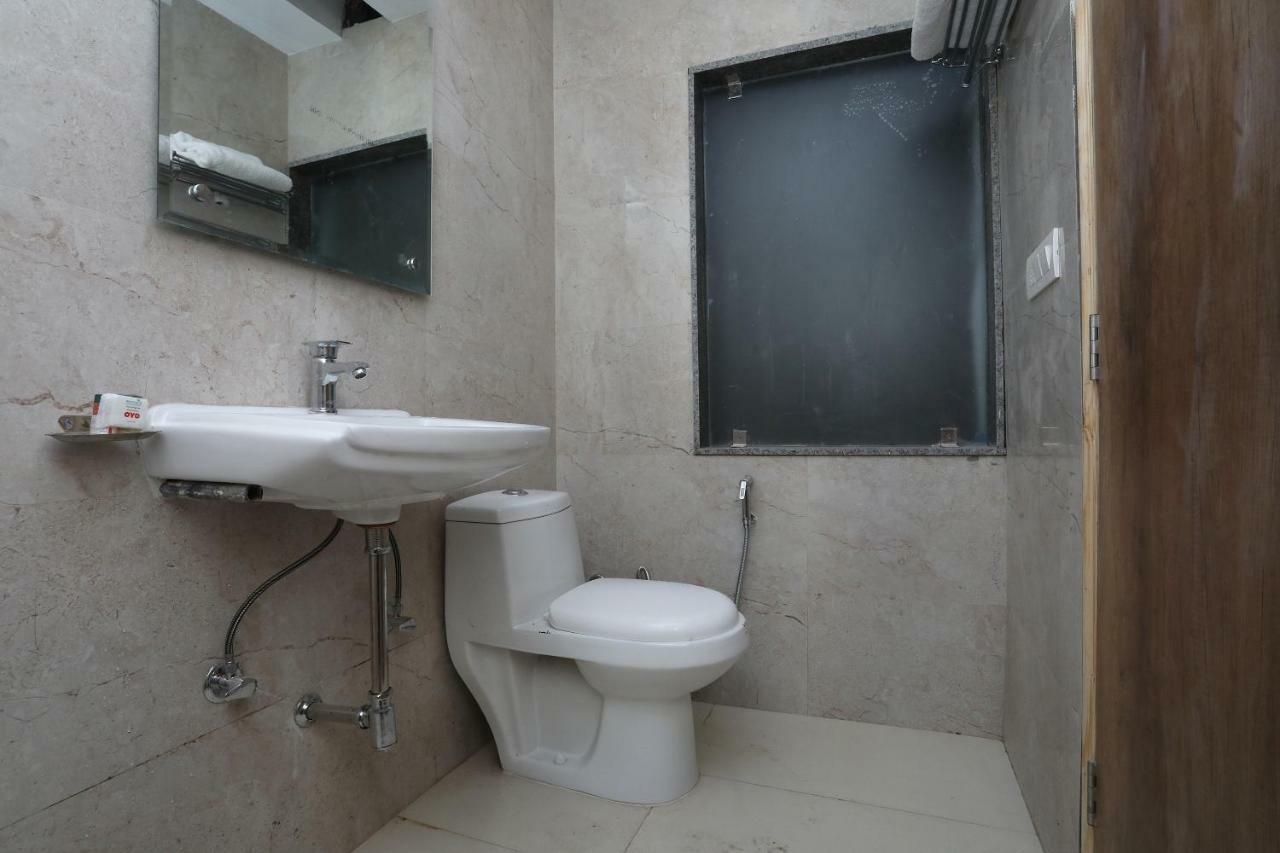 Airport Hotel Ivy With Free Airport Transfr 新德里 外观 照片